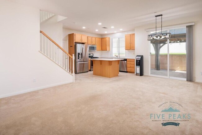 Building Photo - 1515 Franceschi Dr