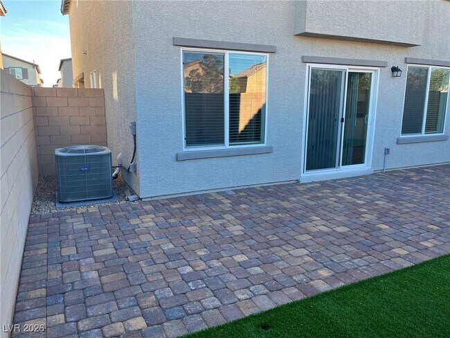 Building Photo - 794 Rancho Sedona Ave