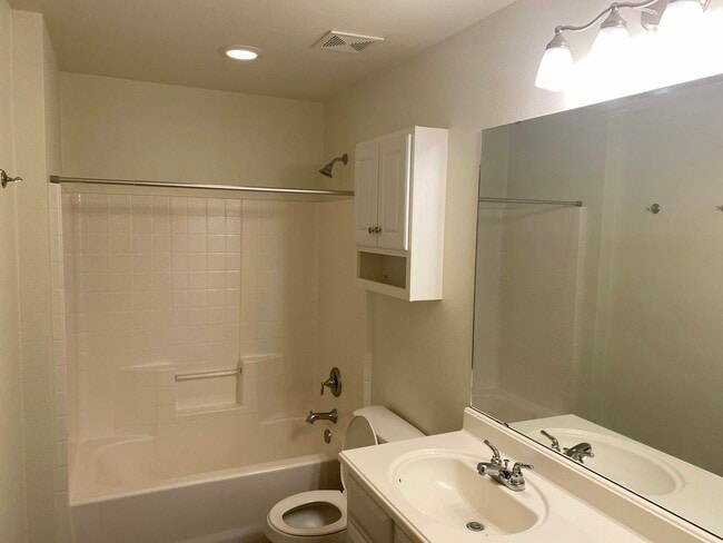 Building Photo - 10820 Chapman Dr