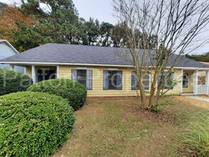 Building Photo - 1833-1835 Kathleen Drive -  Outside CoC -R...