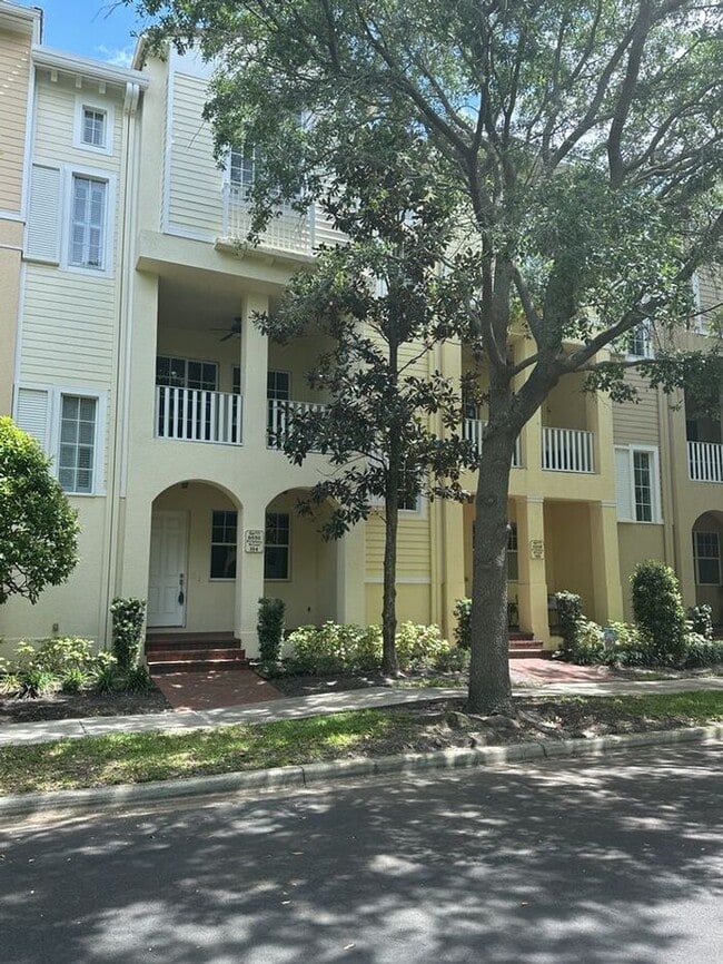 Building Photo - WESTSHORE YACHT CLUB - PREMIER GATED COMMUNITY