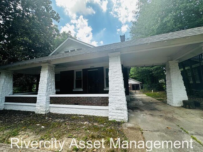 Building Photo - A Must See!!!!! Section 8 Friendly!!!!! BONUS Mother In Law Sweet!! PRICE DROP