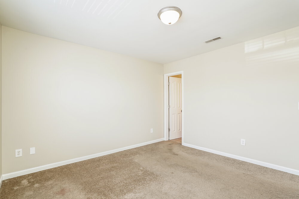 Building Photo - 8043 Logan Dr