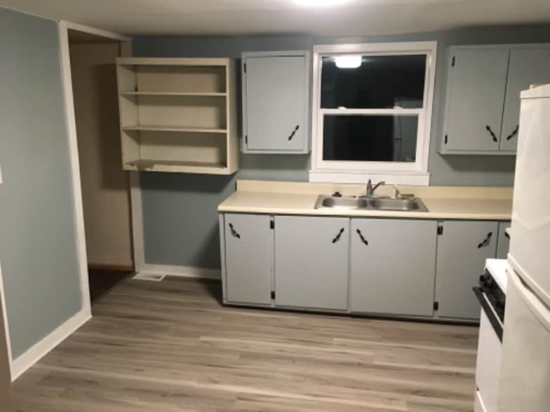 Building Photo - 215 Walnut St