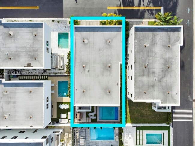 Building Photo - 7535 NW 98th Ave