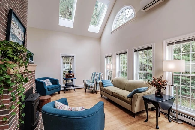 Building Photo - 9 Lupine Ct