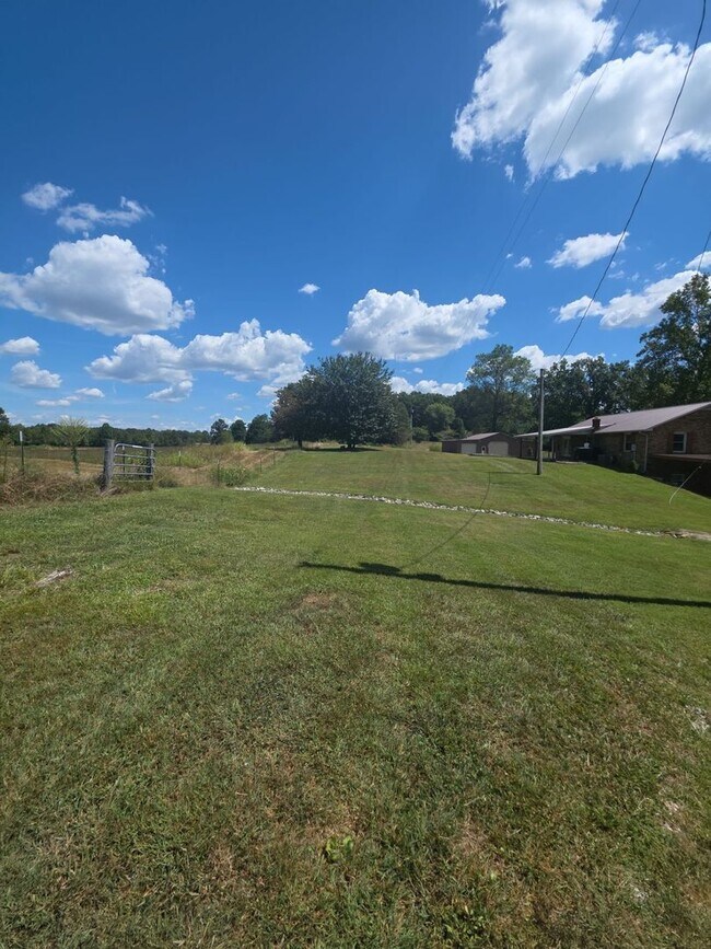 Building Photo - 1st Month Free!