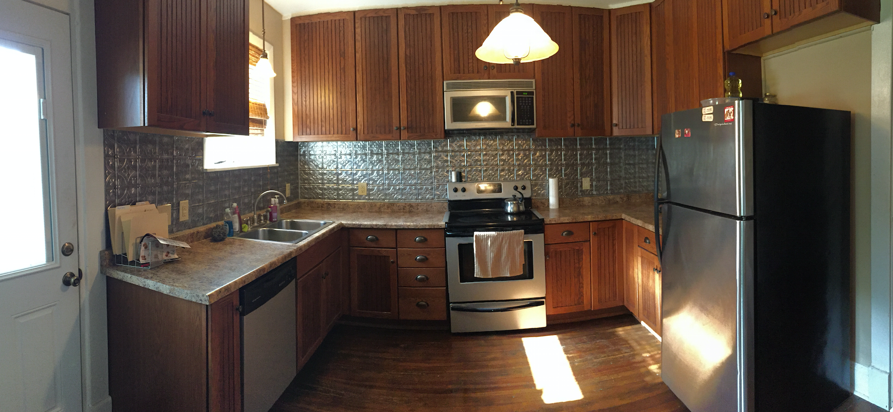 Shared kitchen panorama. - 1525 South 7th Street