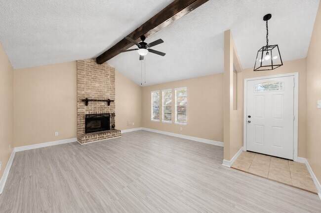 Building Photo - 1014 Three Forks Dr