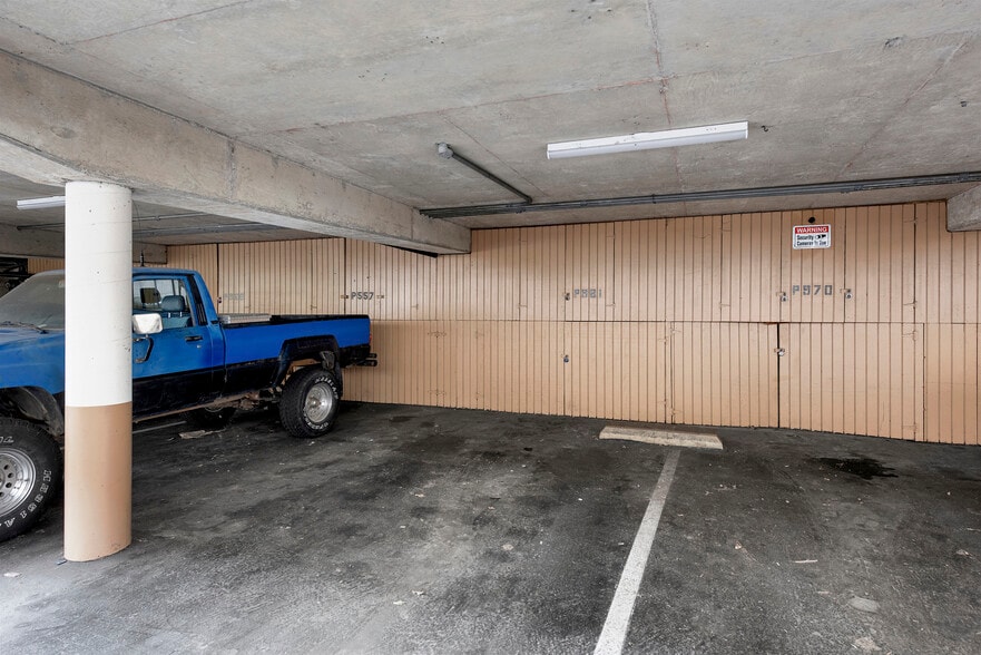 Building Photo - 2640 Worden St.