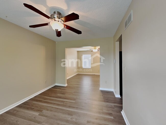 Building Photo - 6297 Satin Wood Dr