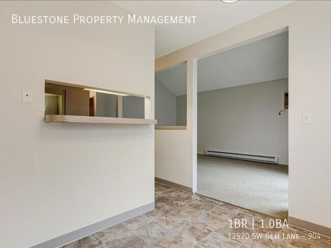 Building Photo - 12520 SW Gem Ln