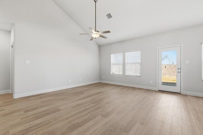 Building Photo - 2102 Windy Trl