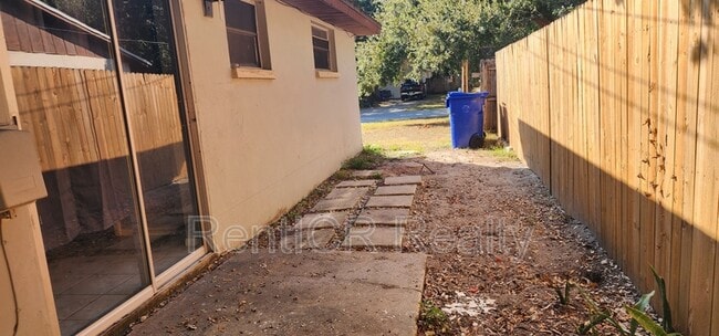 Building Photo - 445 2nd Ave