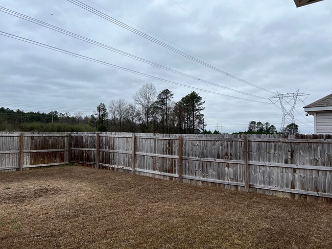 Building Photo - Beautiful Home close to RAFB