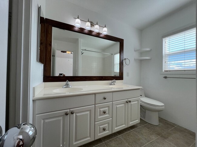 Building Photo - Spinnaker Place Townhomes (Ewa Beach) - 3 ...