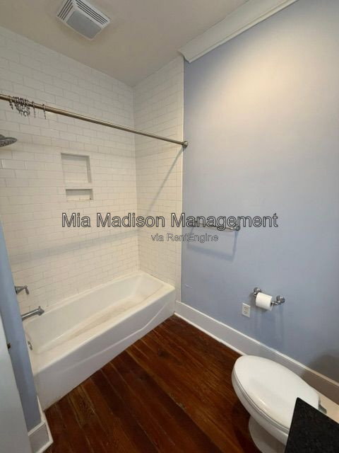 Building Photo - 302 E 33rd St