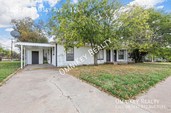 Building Photo - 122-124 Ramsey Ave-124