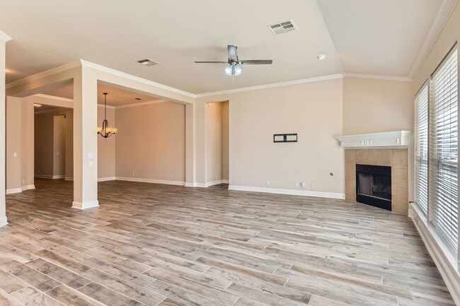 Building Photo - 6609 Carrington Dr