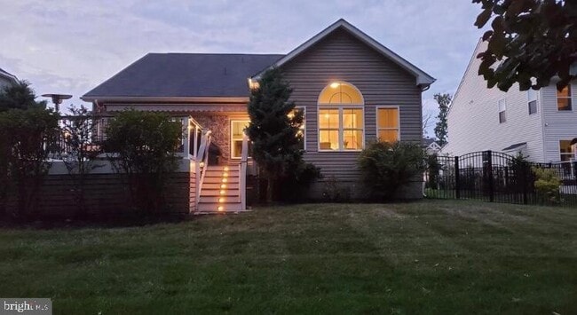 Building Photo - 6805 Lake Anne Ct