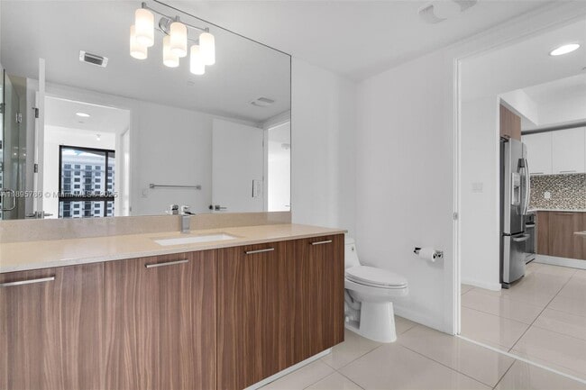 Building Photo - 5252 NW 85th Ave