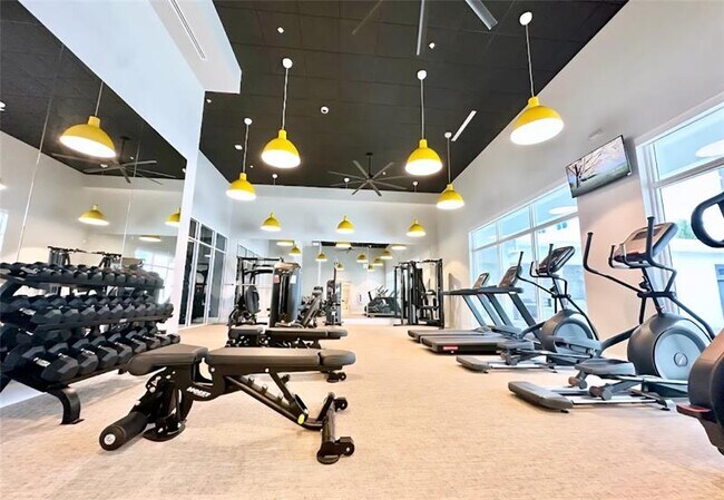 Building Photo - 1621 S Dixie Hwy