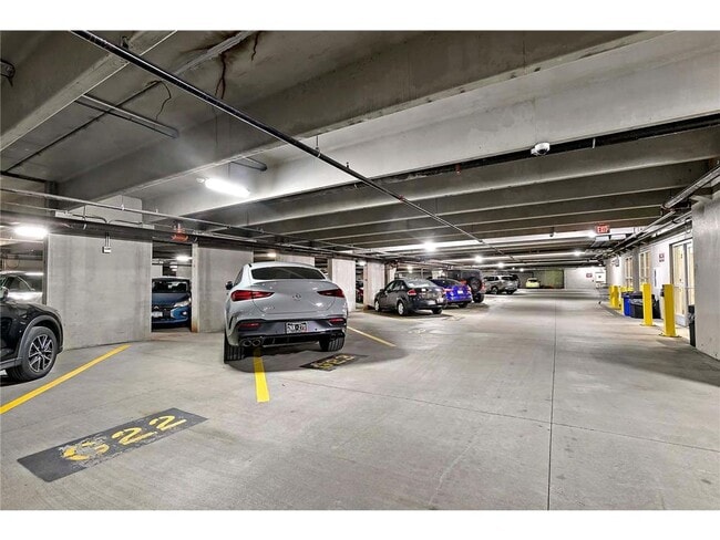 Building Photo - 2929 Chicago Ave