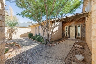 Building Photo - 105 Quail Run