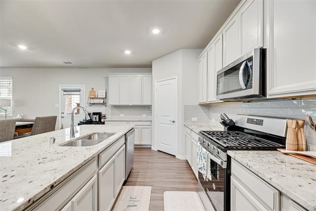 Building Photo - 3830 Norway Mews