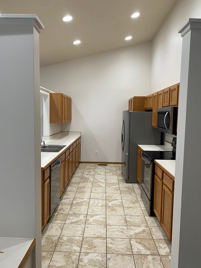 Building Photo - 3516 W Wackerly St