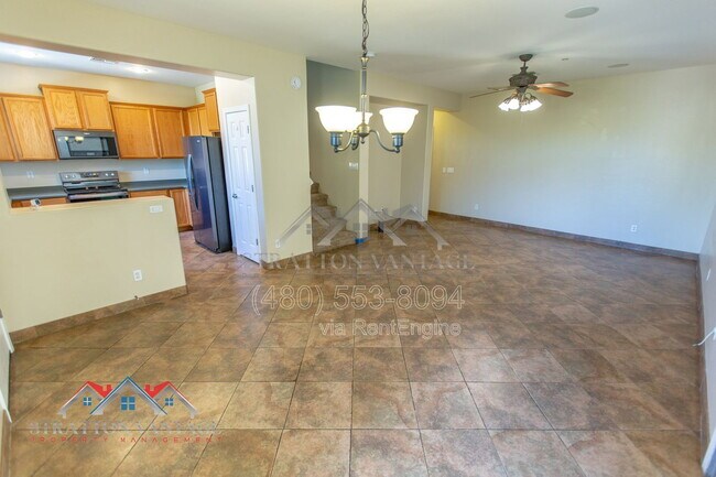Building Photo - 9136 W Meadow Dr