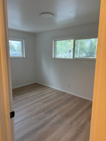 Building Photo - 205 N Freeman Ave
