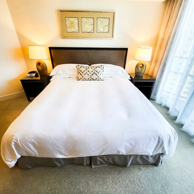 Building Photo - 223 Saratoga Rd