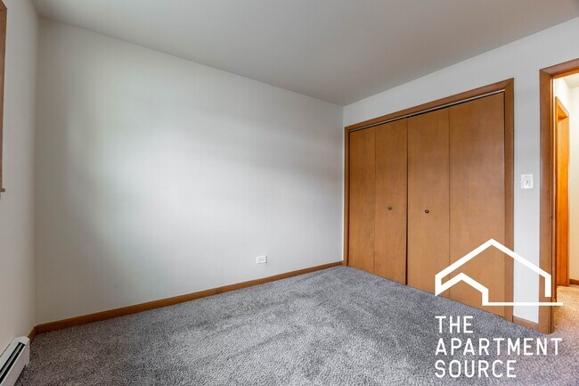 Building Photo - 328 Marengo Ave