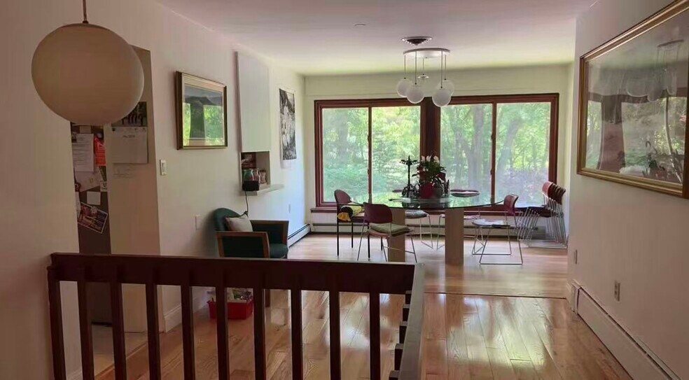 Building Photo - 39 Drabbington Way