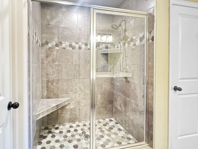 Building Photo - Spacious Modern Living in Top-Rated Bixby Schools