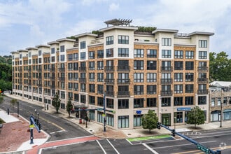 Building Photo - The Waypointe