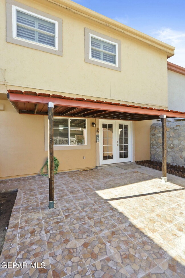 Building Photo - 219 Maricopa Dr