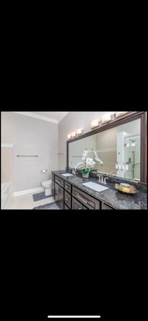 Building Photo - 927 S Charlotte St