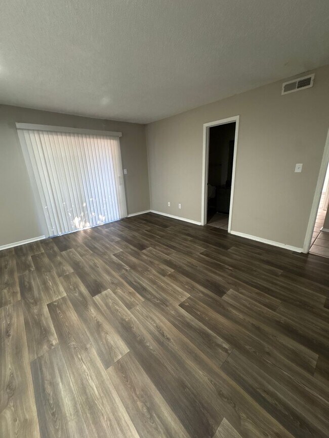 Interior Photo - Welcome Home to Fairway at Fianna Hills – Fort Smith Living with a Scenic View