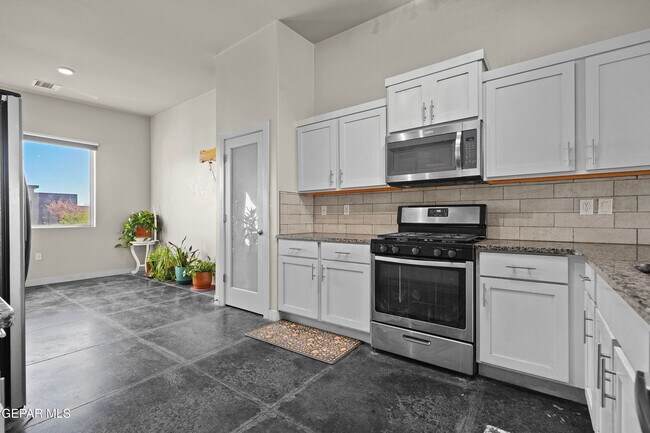 Building Photo - 14267 Richard Wiles