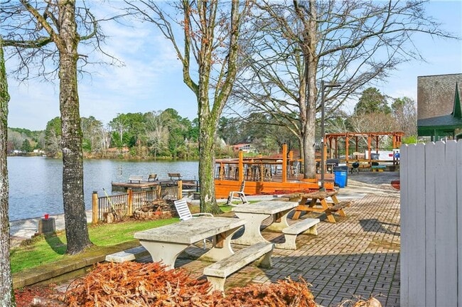 Building Photo - 2878 Cardinal Trce