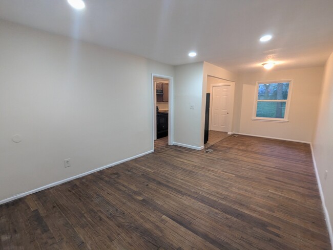 Building Photo - 3054 Waters Rd SW