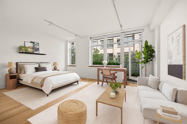 Interior Photo - 65 Washington Street