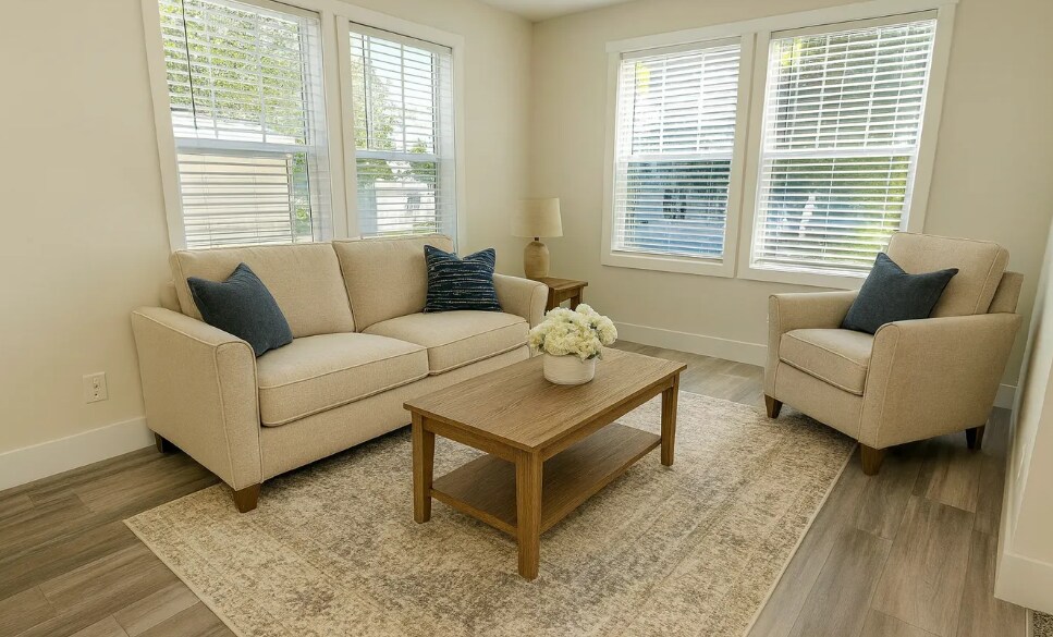 Building Photo - 17074 Coventry Ln