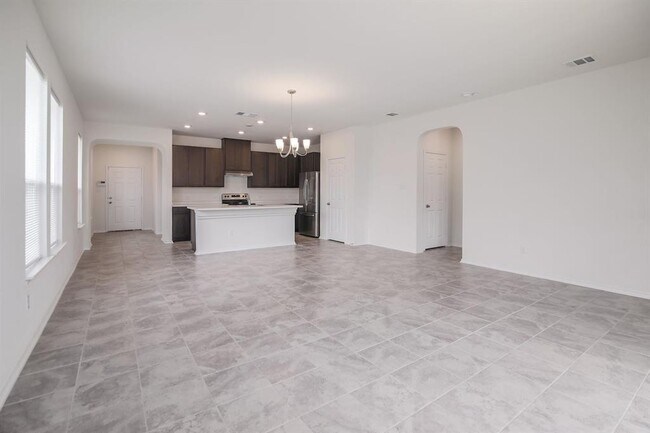 Building Photo - 210 Adeline Dr