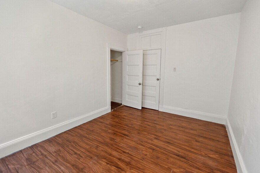 Building Photo - 866 Huntington Ave