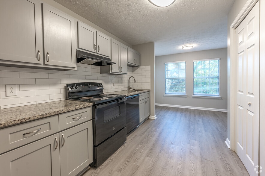 Primary Photo - Meadow Crossing