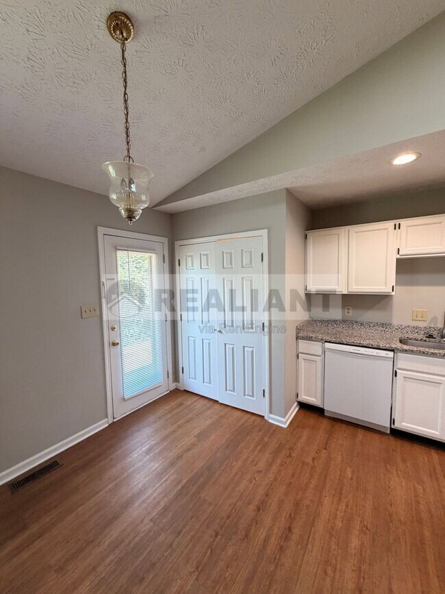 Building Photo - 1412 Ritchie Ct