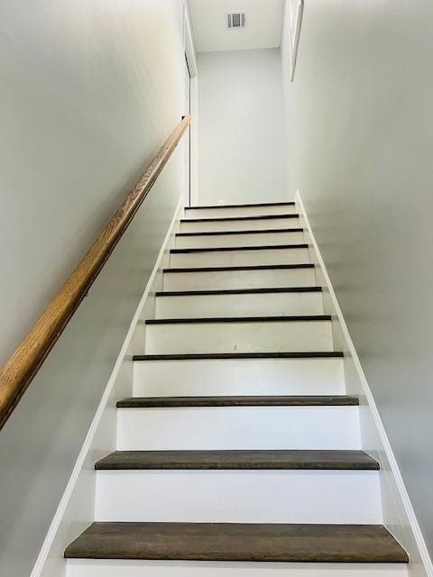 Building Photo - 607 Garfield Ave